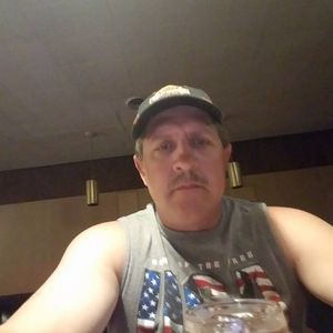 Meet your Posher, Dennis